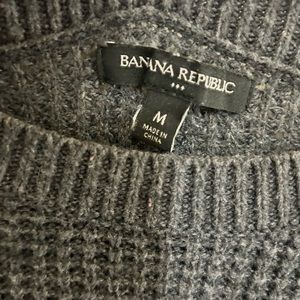 Men’s sweater